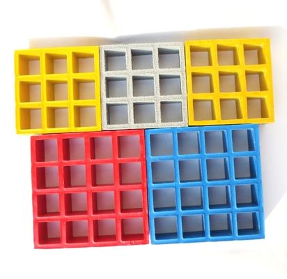 절단 가공 된 단열 격리 도보 38x38mm FRP 격리 지속 가능한 도보