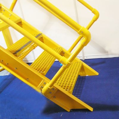 단열 FRP 계단 릴링 섬유 계단 계단 구조물 250 파운드 무게 용량