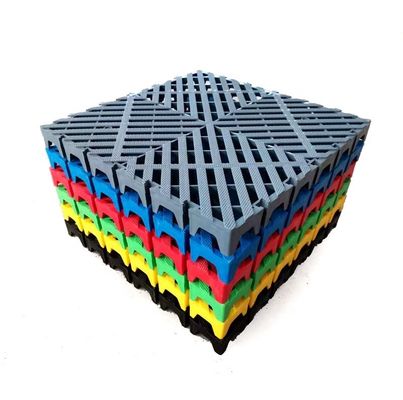 50x50x5.0cm 자동차 세탁소 산업 디자인 스타일용 플라스틱 차고 바닥 매트